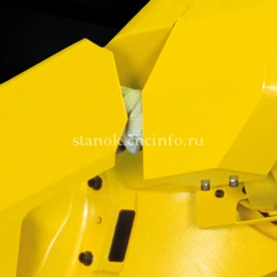 Универсальный промышленный робот R-2000iB/210FS Универсальный промышленный робот R-2000iB/210FS