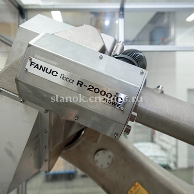 Универсальный робот R-2000iC/210WE